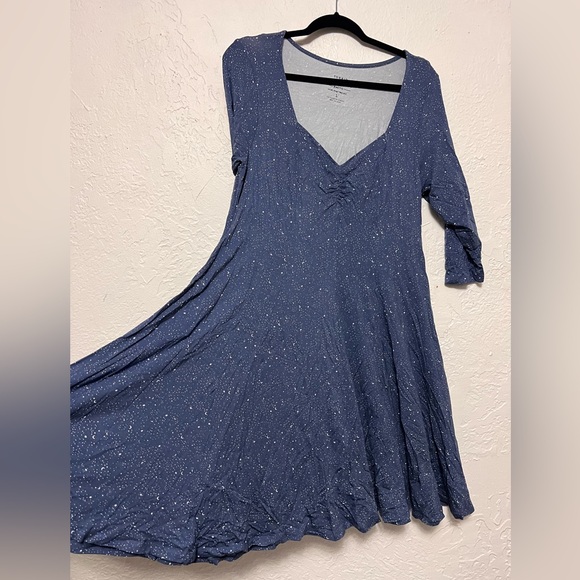 Torrid Mini Super Soft Skater Dress Star Print EUC Size 1 - Picture 2 of 12